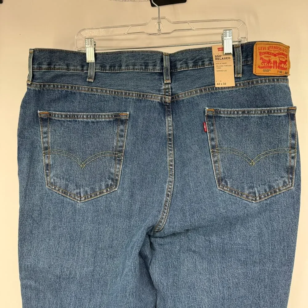 NWT Levi's 550 Jeans Mens 42x32 Blue Denim Relaxed Fit Tapered Classic Americana